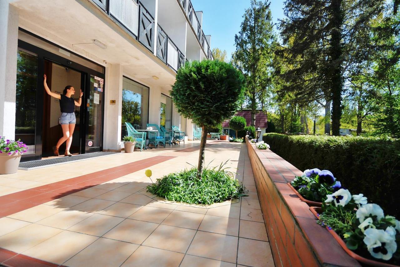 Relax Aparthotel Kołobrzeg Kültér fotó